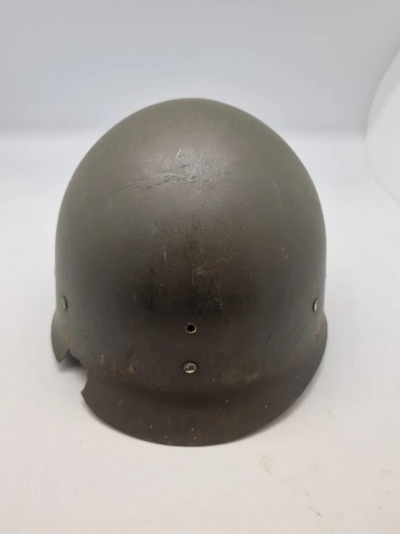Original amerikansk M/1 inderhjelm fra ww2, med samtidig reparation