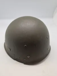 Original amerikansk M/1 inderhjelm fra ww2, med samtidig reparation