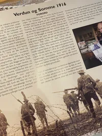 Stort ww1 opslagsværk med massere af genoptryk af originale papirer, hæfter mm.