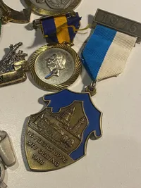 Samling diverse medaljer