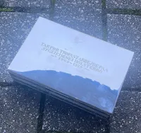 Skrin givet som gave til sygeplejerske som har arbejdet på Holstebro sygehus 1909-1939. Lavet i nysølv