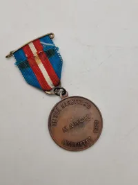 Originale frihedsmarch medaljer (bemærk båndet er i modstandsbevægelsens farver)