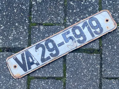 Original tidlig tysk militær nummerplade - VolksArmee