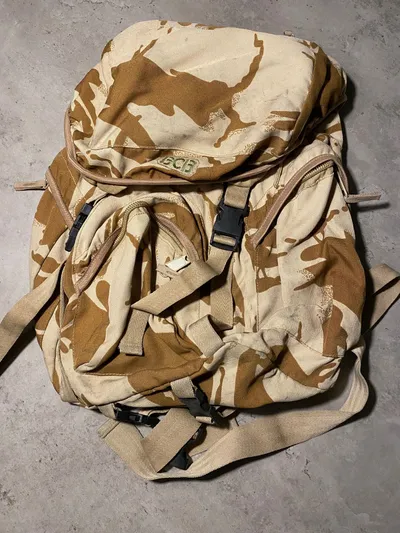 Militær rygsæk