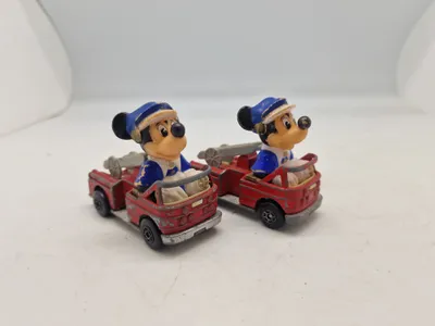 Sæt originale Matchbox Disney biler