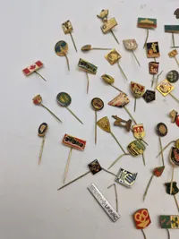 Stor samling pins