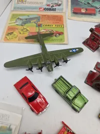 Samling Corgi mm.