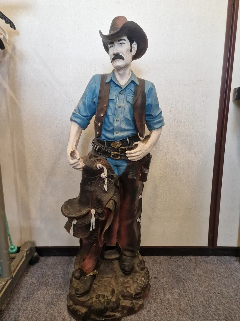 Stor veludført model af Cowboy. Skal afhentes i Vordingborg