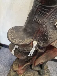 Stor veludført model af Cowboy. Skal afhentes i Vordingborg