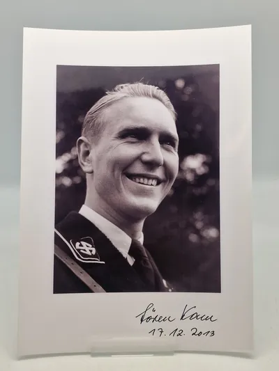 Originalt signeret foto af Søren Kam. Billedet er efterkrigs, men signaturen er original A4 størelse