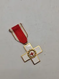Original Ehrenzeichen des Deutschen Roten Kreuz 1957 version