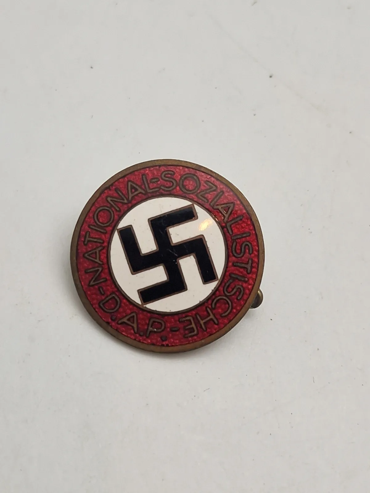 Original Nationalsozialistische DAP Abzeichen Mit Hersteller M1/152 (Franz Jungwirth, Wien)