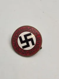 Original Nationalsozialistische DAP Abzeichen Mit Hersteller M1/152 (Franz Jungwirth, Wien)