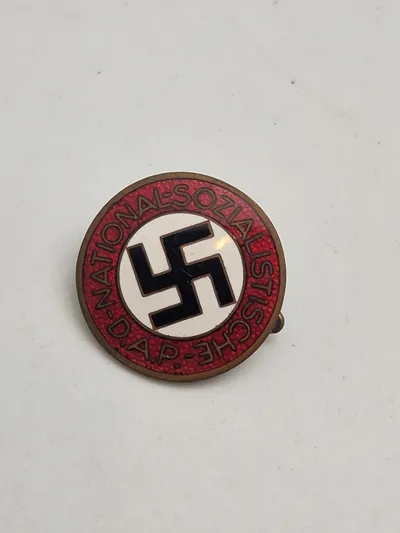 Original Nationalsozialistische DAP Abzeichen Mit Hersteller M1/152 (Franz Jungwirth, Wien)