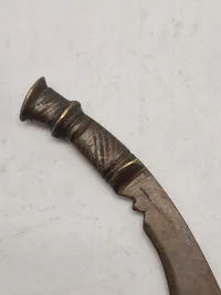 Papirkniv i form af Khukri kniv