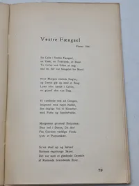 Original bog “Der brænder en ild” udgivet under besættelsen