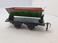 Ældre bliklokomotiv fra før ww2 (ca 1930) fremstiller Josef Kraus. 
Lokomotiv defekt