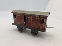 Ældre bliklokomotiv fra før ww2 (ca 1930) fremstiller Josef Kraus. 
Lokomotiv defekt