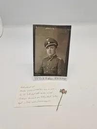 Original Totenkopf nål med foto og beskrivelse/historie