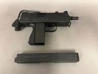 Uzi model Denix, kan tage ladegrab mm.