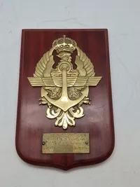 Originalt militært våbenskjold