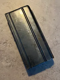 Originalt kaliber 30 magasin til US carbine M1 - nedkastet til den danske modstandsbevægelse under ww2