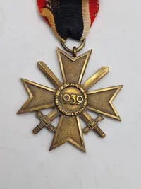 Originalt Kriegsverdienstkreuz 2.kl am band