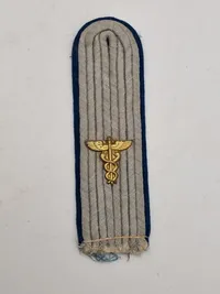 Pair of German Army Truppensonderdienst Administrative Officer Sew In Shoulder Straps