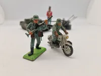 Diverse militære figurer mm.