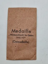 Original tildelingspose for winterslaght im osten medallie