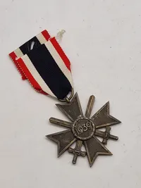 Originalt Kriegsverdienstkreuz (KVK) mit Schwerter