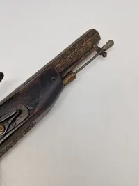 Flintepistol (reproduktion, kan ej skyde)