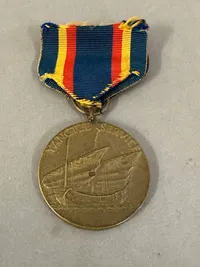 The Yangtze Service Medal is awarded for service in the Yangtze River Valley between September 3, 1926 and December 31, 1932 med nummer