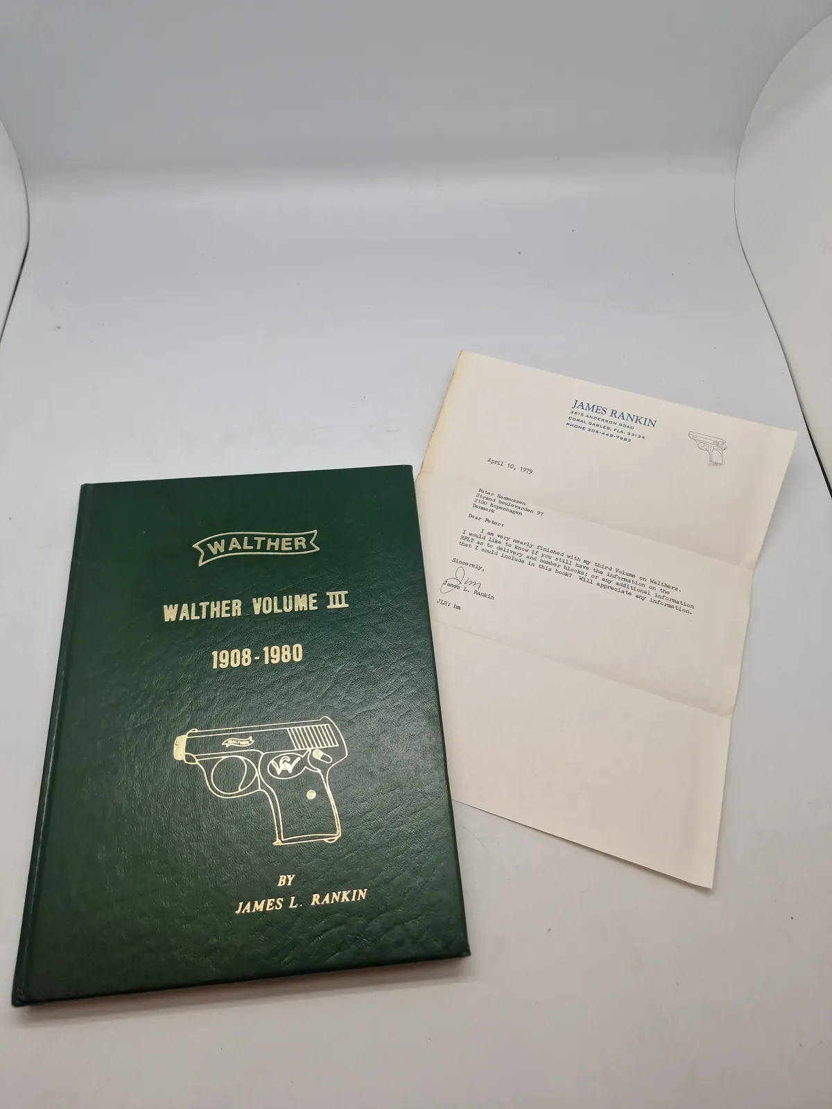 Walther Volume III 1908 - 1980 med hilsen fra forfattern