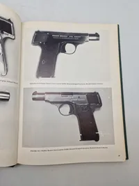 Walther Volume III 1908 - 1980 med hilsen fra forfattern