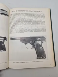 Walther Volume III 1908 - 1980 med hilsen fra forfattern