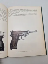 Walther Volume III 1908 - 1980 med hilsen fra forfattern