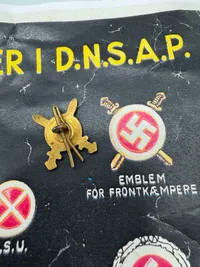 Ekstremt sjældent originalt  -emblem for frontkæmpere