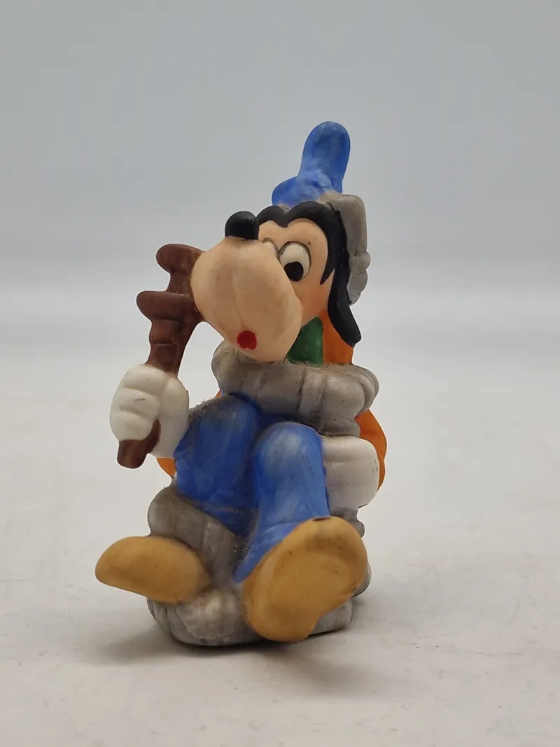 Ældre Walt Disney figur af porcelæn
