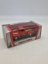 Modelbil i æske