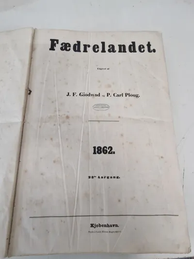 Stort sæt indbundende aviser “Fædrelandet” 1862