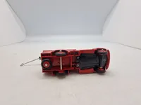 Modelbil med æske