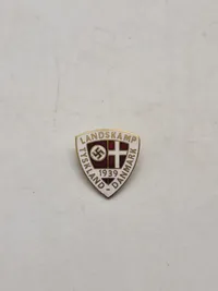 Sjældent originalt emblem for landskampen mellem Danmark og Tyskland i 1939