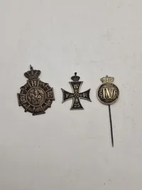 Lot diverse pins