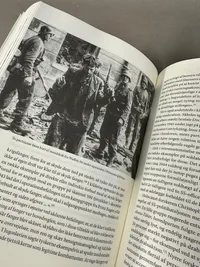 God Dansk bog om Waffen SS