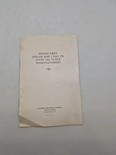 Hvilke krav stiller man i dag til lette og tunge maskingeværer?