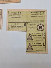 Samling originale danske rationeringsmærker