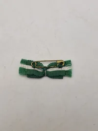 Original fortjenstmedalje (stor og miniature) sølv  fra det danske politi - givet til kvinde