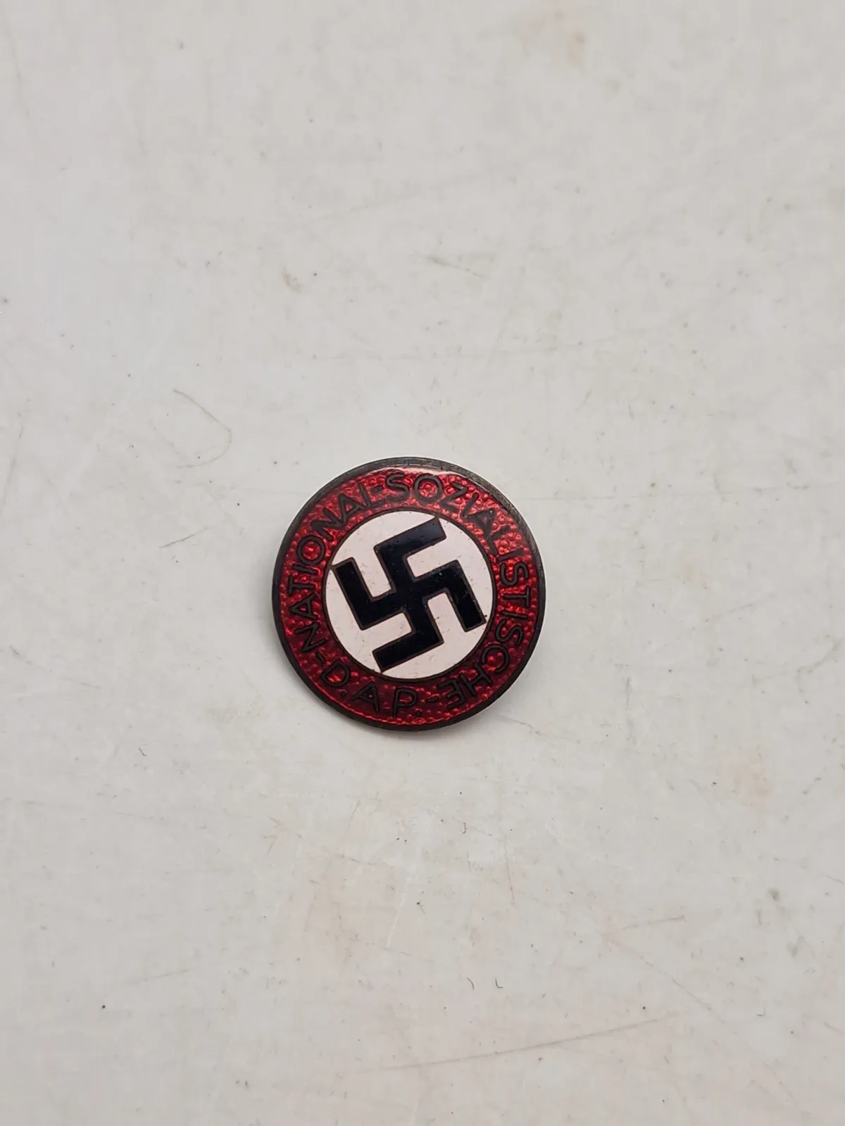 Originalt NSDAP Membership badge M1 / 120 Wilhelm Deumer