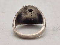Totenkopf og fingerring - Efterkrigs